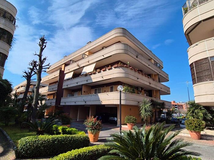 Appartamento bilocale in affitto in Via Carlo Ludovico Bragaglia, Porta di Roma, Roma