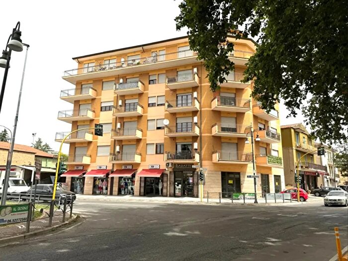 Appartamento con 5 locali in vendita in Via Marittima, Frosinone