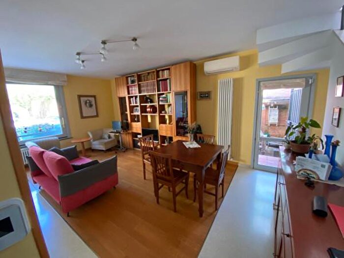 Casa con 5 locali in vendita in Via Emilio Dandolo, Forli