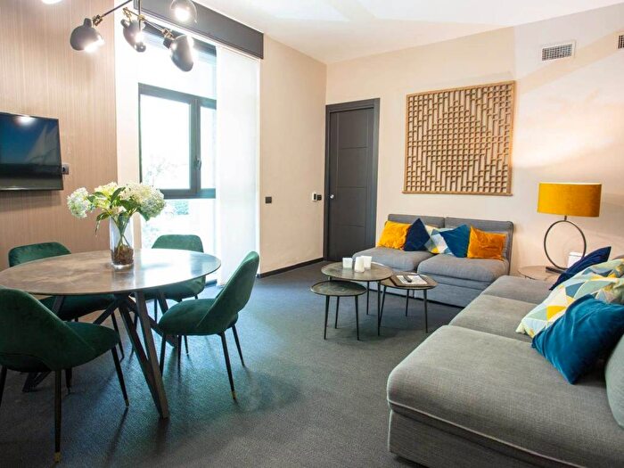 Appartamento bilocale in affitto in Via Moscova, Moscova, Milano