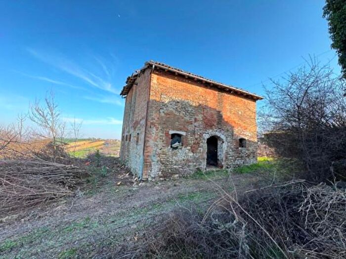 Casa con 6 locali in vendita in Via Sinistra Guerro a, Castelvetro Di Modena