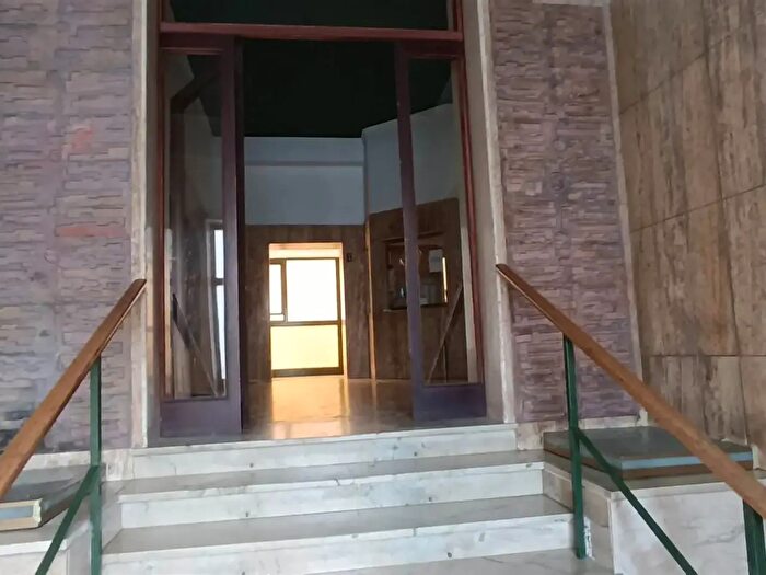 Appartamento con 5 locali in vendita in Via Ala, Catania