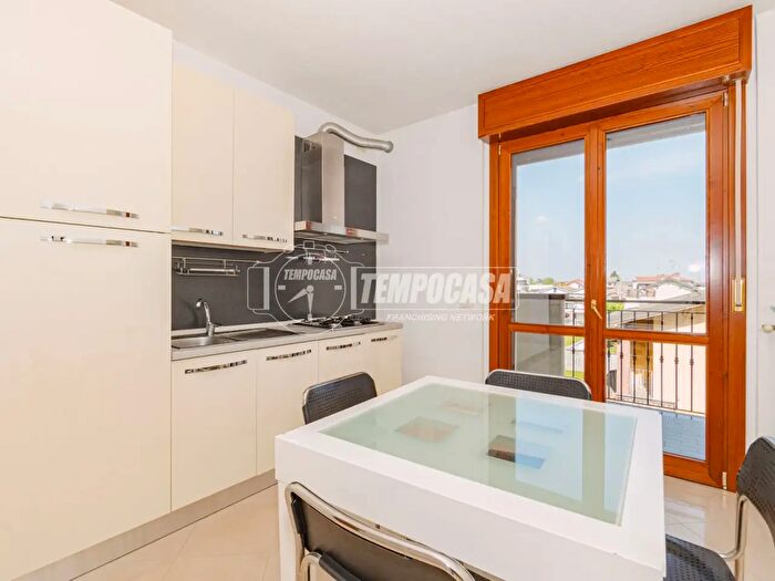 Appartamento bilocale in vendita in Strada Vecchia di Galliate, Mortara