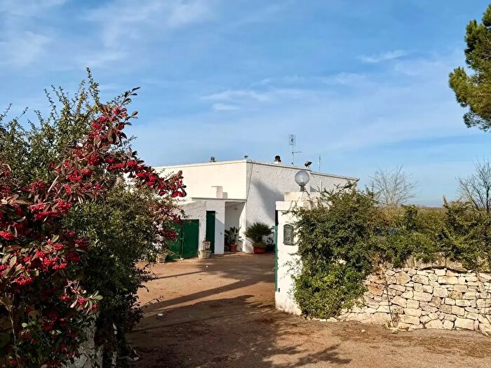 Casa con 6 locali in vendita in Strada Provinciale, Mottola