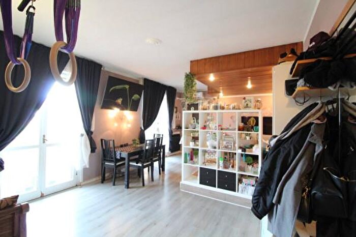 Appartamento trilocale in vendita in Via Monte Grappa, Brembate