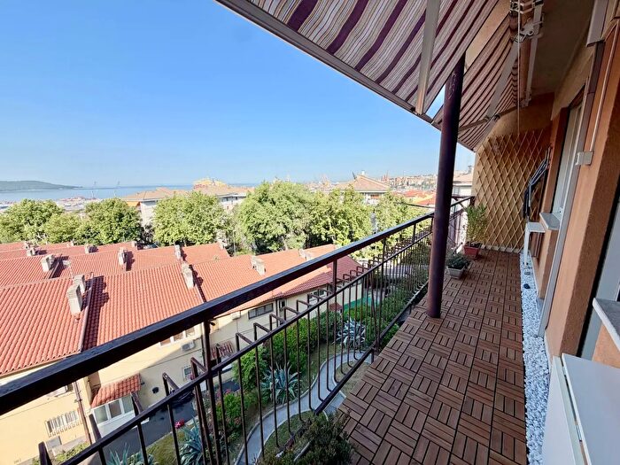Appartamento bilocale in vendita in Via Parenzo, Trieste