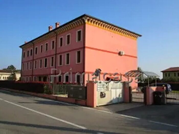 Appartamento quadrilocale in vendita in Via Mambrotta, San Martino Buon Albergo