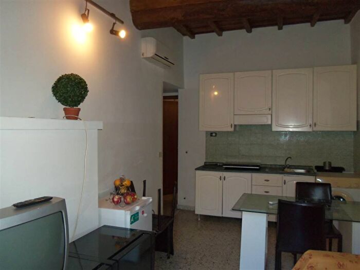 Appartamento bilocale in affitto in Via Saffi, Sacrario Piazza della Rocca, Viterbo