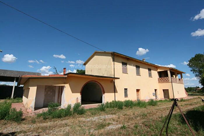 Casa in vendita in Torrita Di Siena