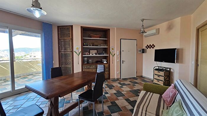 Appartamento trilocale in vendita in Iglesias, Iglesias