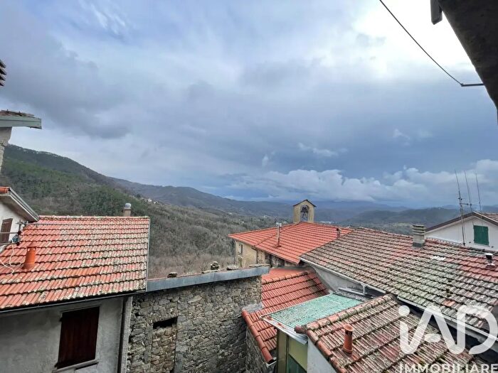 Appartamento con 6 locali in vendita in Localitãnbsp Via Pontini Groppo, Sesta Godano