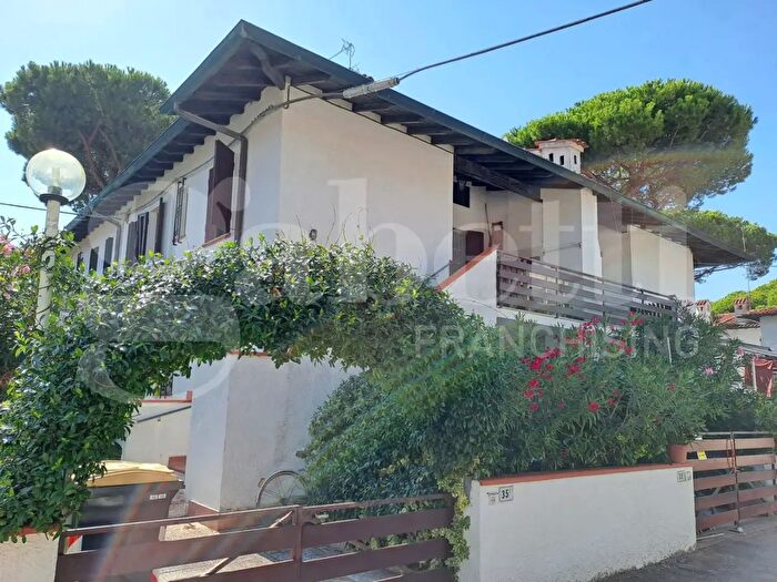 Casa trilocale in vendita in Via Giuseppe Verdi, Comacchio