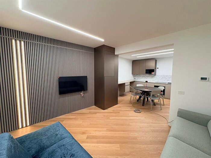 Appartamento bilocale in affitto in Via SantAlessandro, Centro, Bergamo