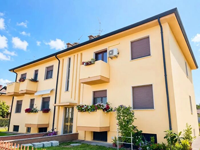 Appartamento in vendita in Via Giuseppe Mazzini, Bevilacqua