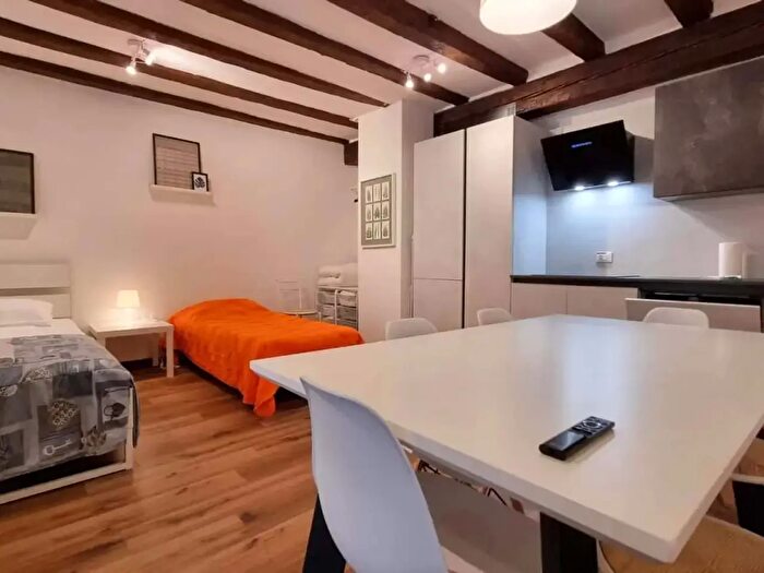 Appartamento monolocale in affitto in Via Valdirivo, Trieste