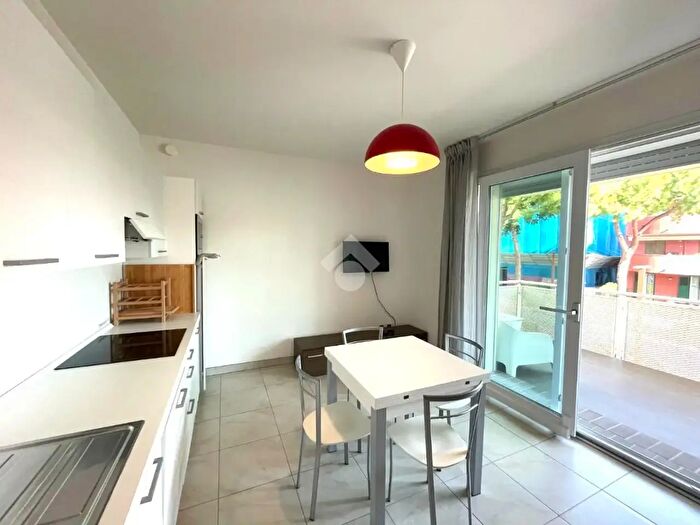 Appartamento trilocale in vendita in Viale Verdi, Riccione