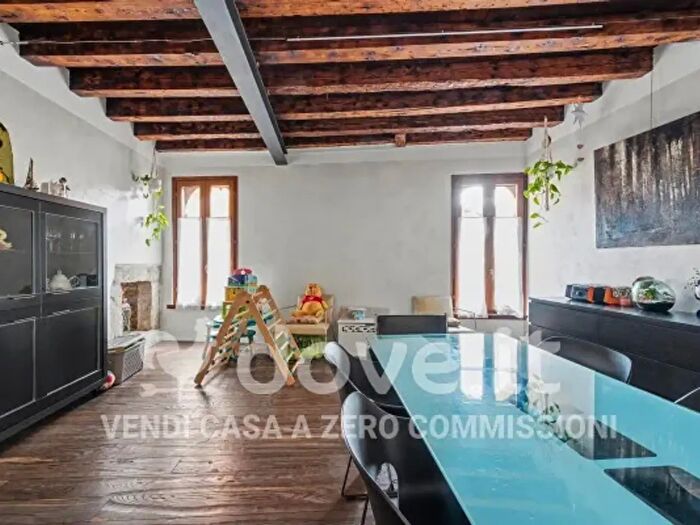 Appartamento trilocale in vendita in Vicolo Burela, Vittorio Veneto