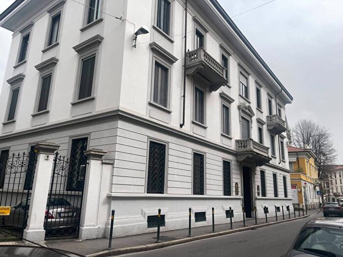 Appartamento bilocale in affitto in Via Bartolomeo Zucchi, Centro Storico, Monza
