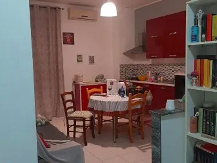 Appartamento bilocale in affitto in Corso Re Ruggero, Palermo