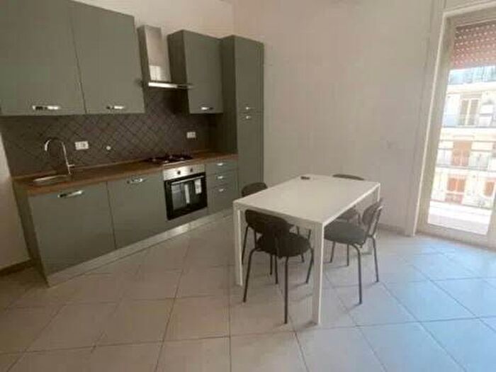 Appartamento trilocale in affitto in Via Termini SNC, Lentini