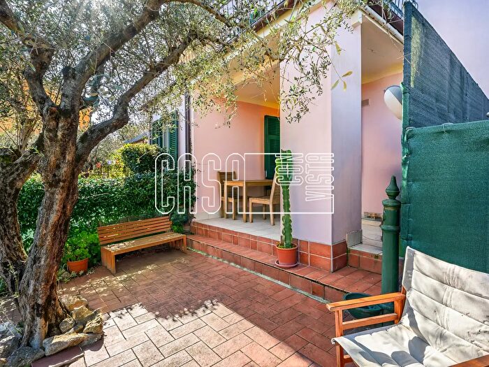 Appartamento quadrilocale in vendita in Località Guercio, Lerici