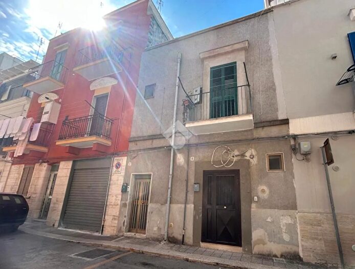 Appartamento bilocale in vendita in Via Francesco Sponzilli, Barletta