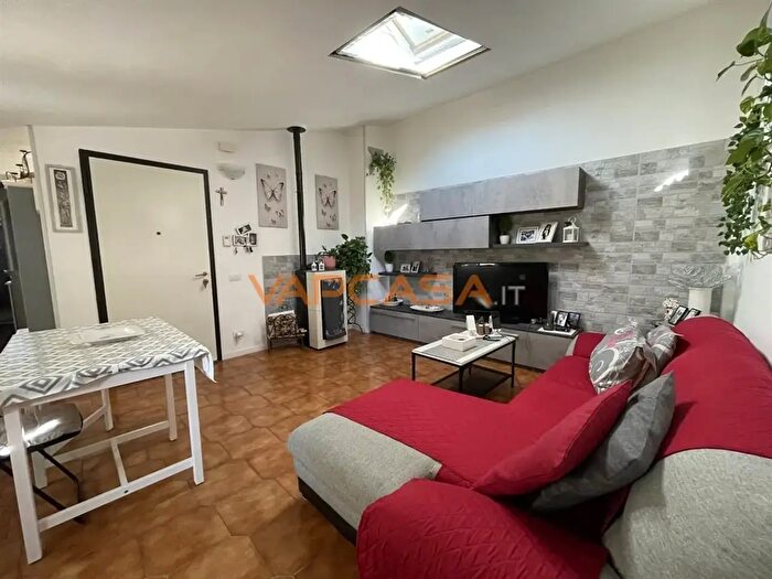Appartamento quadrilocale in vendita in Via Covo, Calcio