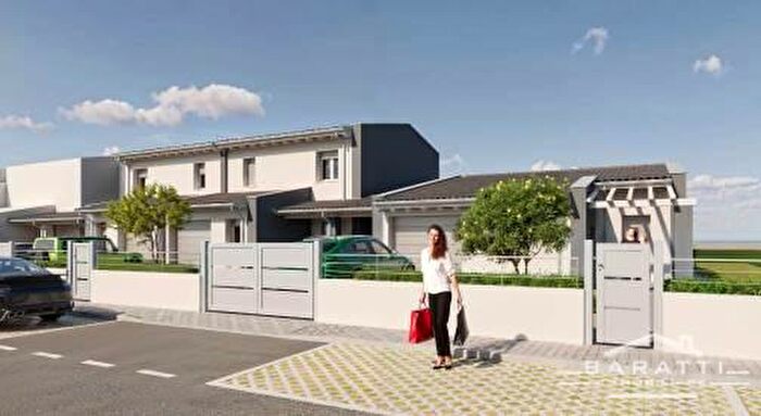 Appartamento con 5 locali in vendita in Suzzara