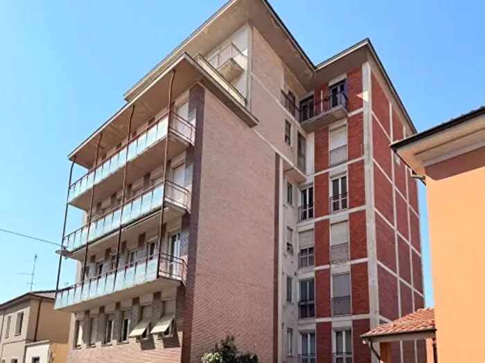 Appartamento trilocale in vendita in Via Volturno, Voghera