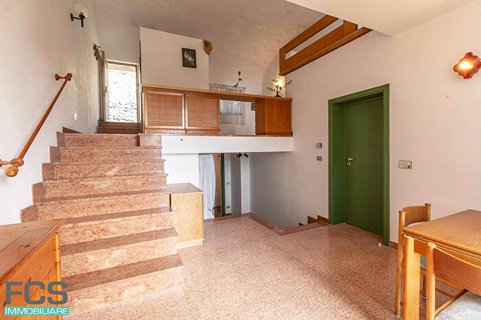 Casa bilocale in vendita in Via Verrazzano b, Finale Ligure