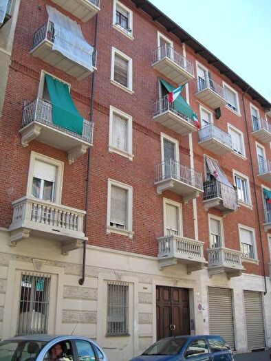 Appartamento bilocale in affitto in Via Ozegna, Barriera di Milano, Torino