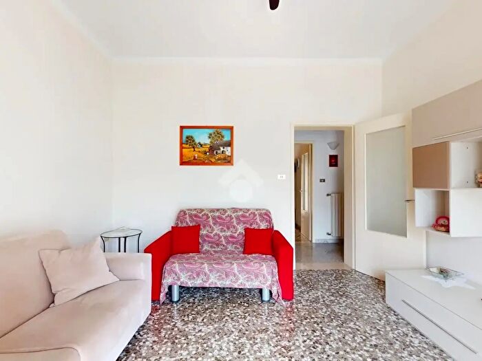 Appartamento trilocale in vendita in Via Oronzo De Mita, Martina Franca