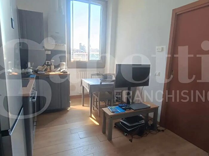 Appartamento bilocale in affitto in Via Pericle, Milano