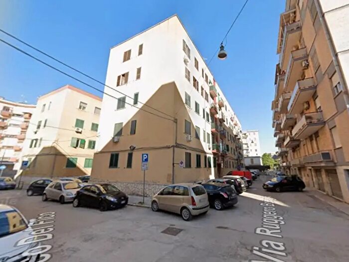 Appartamento trilocale in vendita in Via Ruggiero Bonghi, Foggia