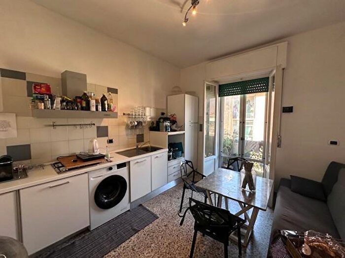 Appartamento con 5 locali in vendita in C Colombo, Pisa