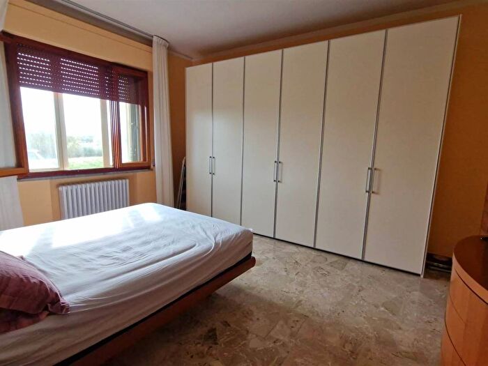 Appartamento con 6 locali in vendita in Ponzano, Empoli