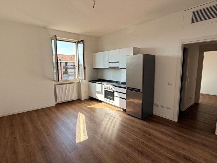 Appartamento bilocale in affitto in Via Gerolamo Tiraboschi, Porta Romana Medaglie d'Oro, Milano