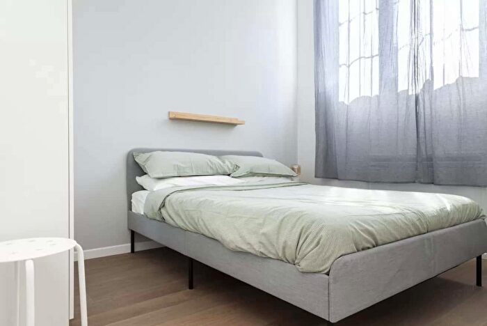 Appartamento monolocale in affitto in Via Vespri Siciliani, Milano