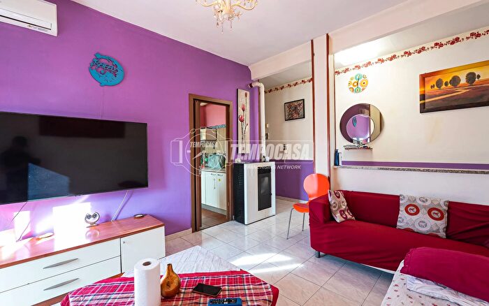 Appartamento trilocale in vendita in Via SantAnna, Solaro