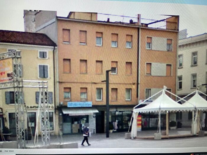 Appartamento con 5 locali in affitto in Monfalcone