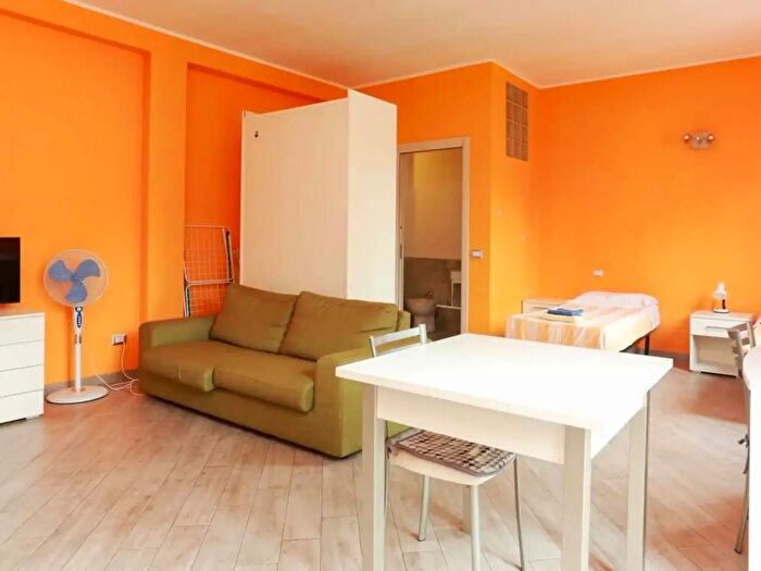 Appartamento monolocale in affitto in Via Bordighera, Milano