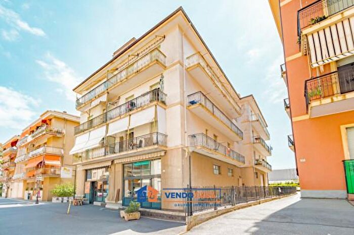 Appartamento quadrilocale in vendita in Via Privata Ciccione, Alassio