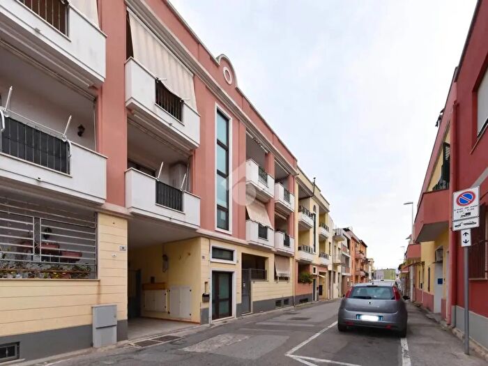 Appartamento bilocale in vendita in Via Santa Bernadette, Cagliari