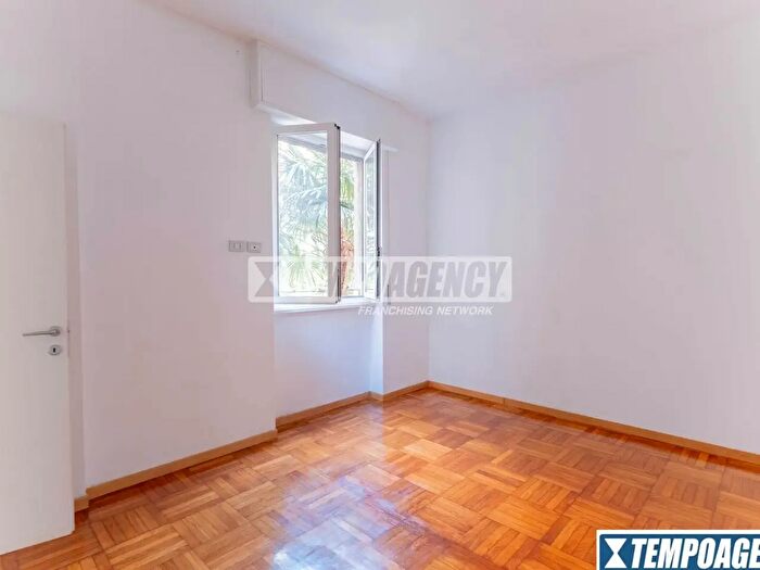 Appartamento bilocale in vendita in Via Michele Lessona, Milano