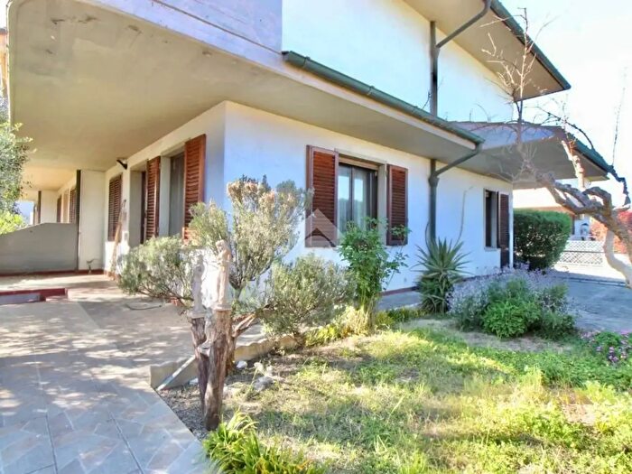 Casa quadrilocale in vendita in Via Giovanni Falcone, Monsummano Terme