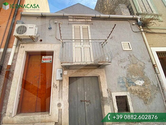 Appartamento bilocale in vendita in Via Marsala, Torremaggiore