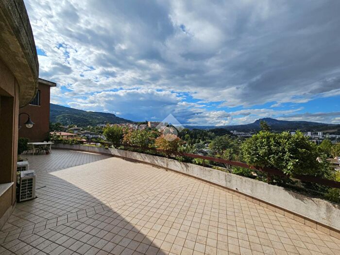 Appartamento trilocale in vendita in Via Don Bosco, Folignano