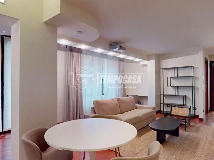 Appartamento bilocale in vendita in Via Generale Mac Mahon, Milano