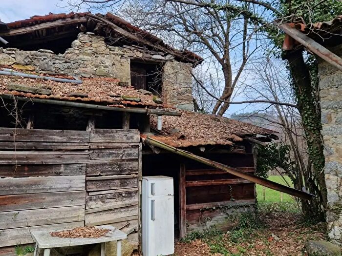 Appartamento trilocale in vendita in Via Valassina, Bellagio