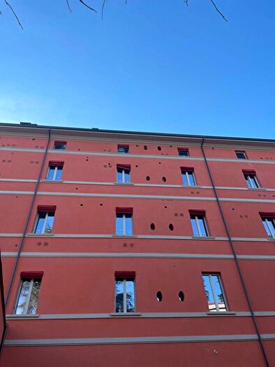 Appartamento bilocale in vendita in Via Castiglione, Bologna